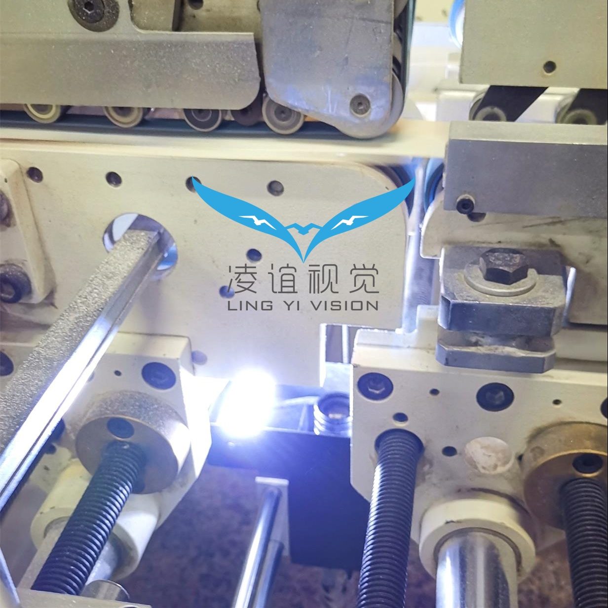 糊盒机图文防混检测系统